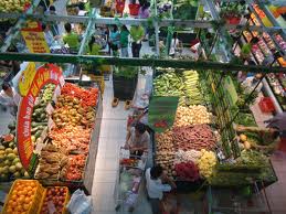 “Green Consumer Month” in Co.opmart Cam Ranh