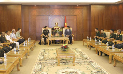 Foreign military attaches visit Khanh Hoa