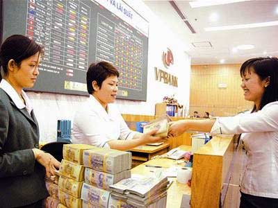 Deposits rise despite interest rate decrease