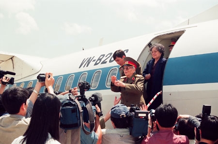 Touching images of people’s General Vo Nguyen Giap
