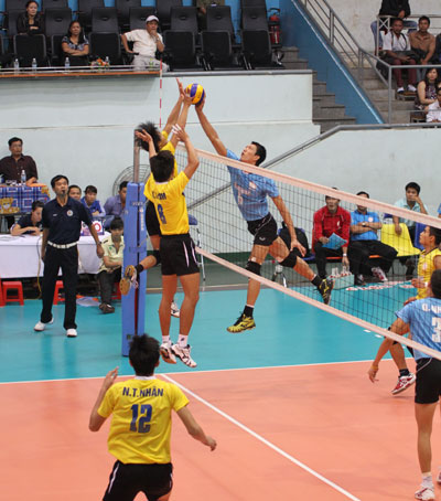 Great efforts of Sanest Khanh Hoa volleyball team
