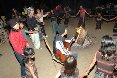 Saigontourist - Nha Trang operates MICE tour with 1,600 joiners