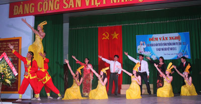 Khanh Hoa Political School marks its 65th anniversary