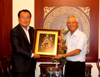 Delegation of Ulsan City, South Korea visits Khanh Hoa