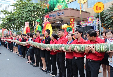39-meter long Tet cake to be made on Lunar New Year Festival 2014