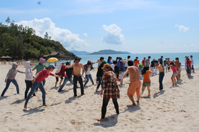 Team building at Nhu Tien Beach.