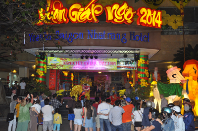 Attractive 39-meter long record Tet cake in Nha Trang