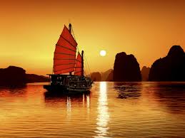 Ha Long listed 100 Trips Everyone Should Take in Their Lifetime