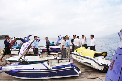 Suggestions on planning for tourist rafts on Nha Trang Bay