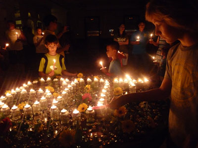 One hour of darkness for evergreen earth