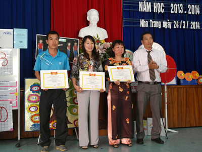 Prizes awarded to 48 self-made teaching instruments