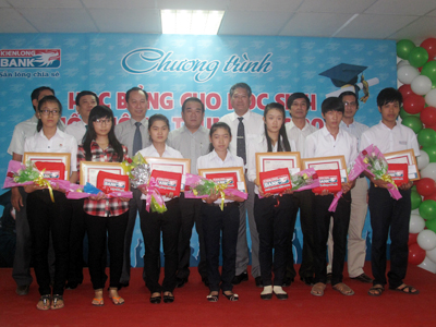 50 scholarships awarded to poor students