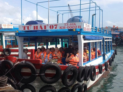 Improving quality of four-island tour in Nha Trang