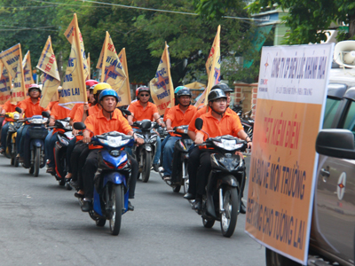 Parade for electricity saving