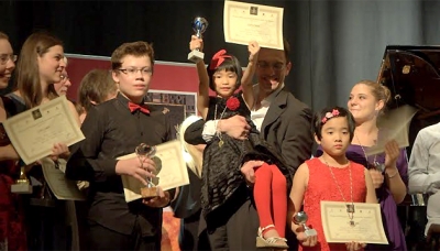 Three young Vietnamese pianists win first prizes at International Music Competitions