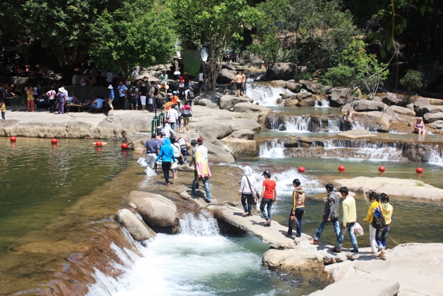 Yang Bay Waterfall