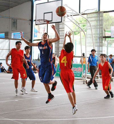 Numerous sports activities for students in summer