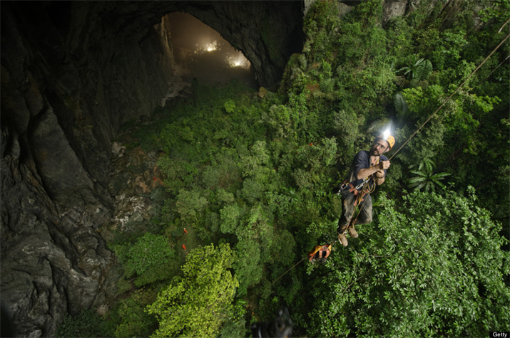 Tourist discovering Son Doong Cave