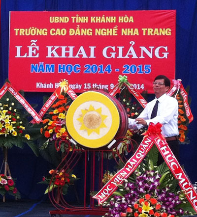 Nha Trang Vocational Collage starts 2014-2015 school year
