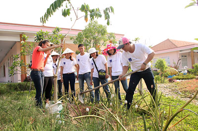 Employees of Novotel Nha Trang growing in 