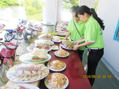 Vinh Phuong Cooking Meetup Group: mutually helpful community