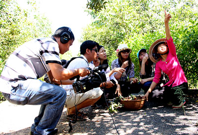 KTV reporters working at Nhan Tam Ecological Tourist Area