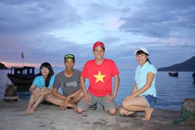 A group of tourists on trip in Ninh Van