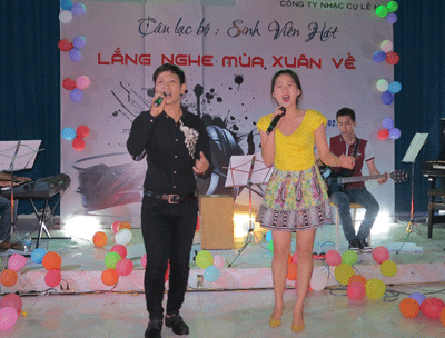 Nha Trang National College of Pedagogy holds arts program