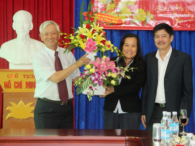 New Year visit to Nha Trang City People's Committee, Khanh Viet Corporation and Nha Trang University