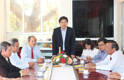 New Year visit to Department of Home Affairs, Department of Labor, War Invalids & Social Affairs; Politics School, Cam Lam District People's Committee