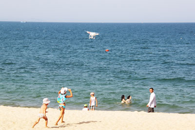 Effort to keep swimming safety on Nha Trang Beach