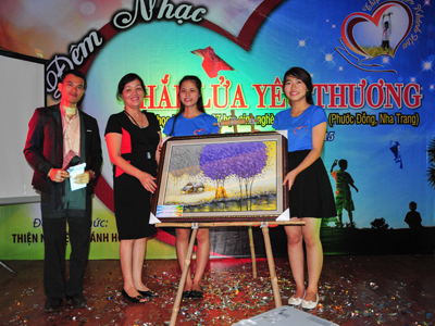 Benefit show in Nha Trang