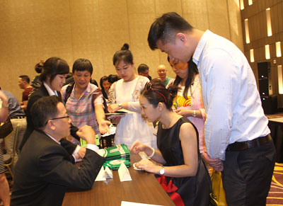 Chinese Famtrip group survey Khanh Hoa tourism