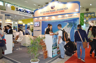 Tourism development cooperation between Ho Chi Minh City and Khanh Hoa Province