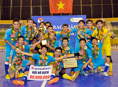 Sanna Khanh Hoa achieves championship at national futsal tournament 2015
