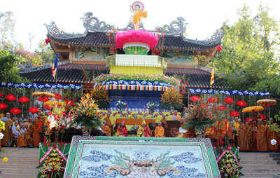 Buddha's birthday Festival celebrated in Khanh Hoa