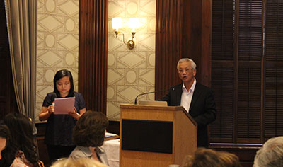 Khanh Hoa leader awarded certificate of honor