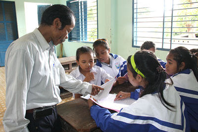 Restoring and reserving Raglai epic