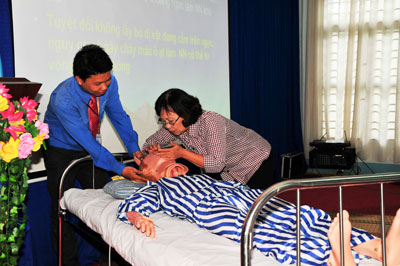 Exam support training for 190 volunteers