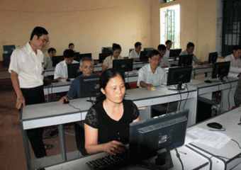 Training course on community education center management software