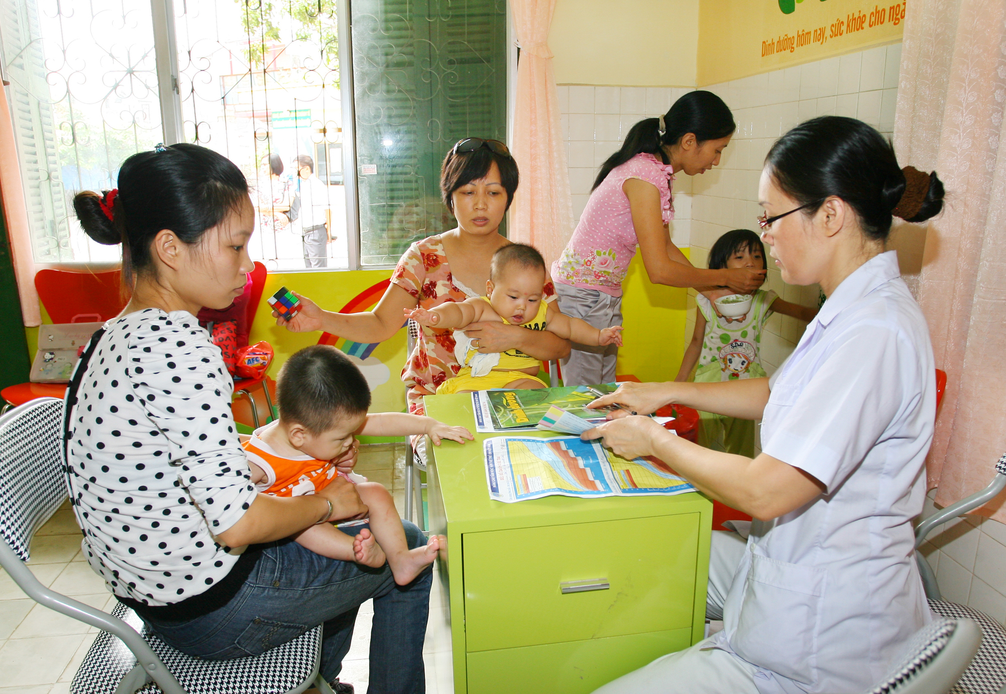 Health care consultancy for 62 families with children suffering from G6PD deficiency