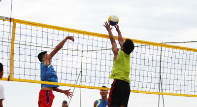 Nha Trang teams scoop highest prize at Khanh Hoa beach volleyball tournament