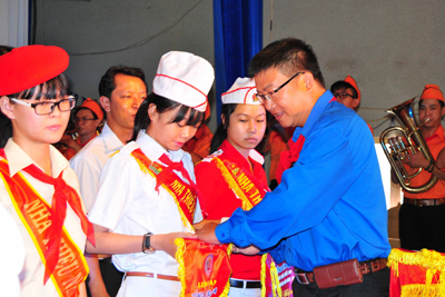 Khanh Hoa Children's House holds festival for young pioneer teams