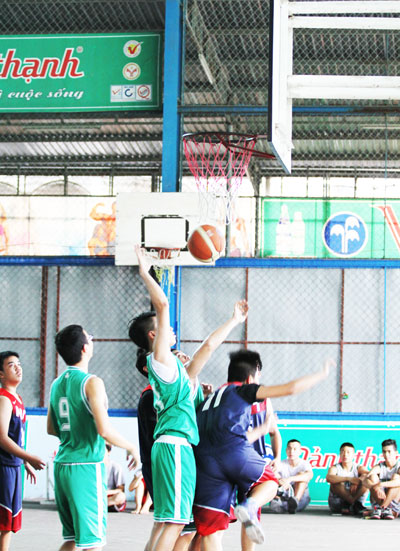 Nha Trang City basketball tournament 2015 joined by 32 teams