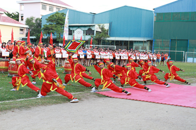 Performance of traditional martial arts at the ceremony.