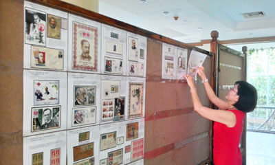 Abundance and uniqueness of stamps displayed at Khanh Hoa stamp exhibition 2015