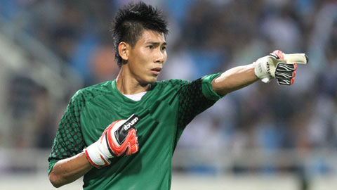 Khanh Hoa's goalkeeper called up for national football team