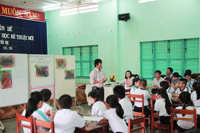 Workshop on new method of teaching arts