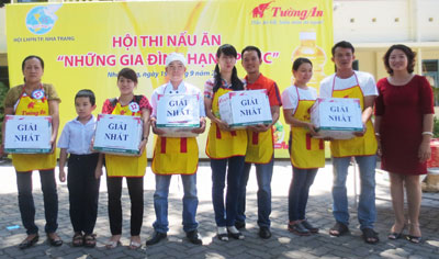 2015 Happy Family Contest