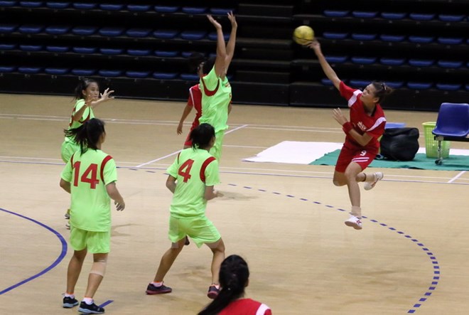 Vietnam teams win double championships at Southeast Asian Handball Championship 2015